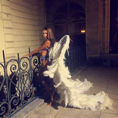This Is What It Looks Like When Victoria S Secret Angels Film A Holiday Commercial In Paris