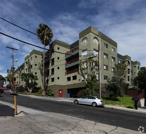Hillside Villa Apartments Apartments In Los Angeles Ca