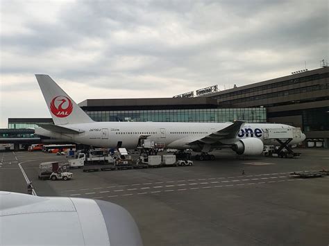 Flight Review Japan Airlines Jl746 Business Class B787 Mnl Nrt