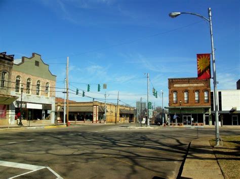 17 Towns In Louisiana With The Best Most Charming Main Streets