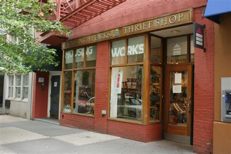 10 Upper East Side Vintage And Consignment Shops