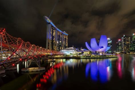 Marina Bay Sands Light Show Will Dazzle Waterfront Till 25 Nov In