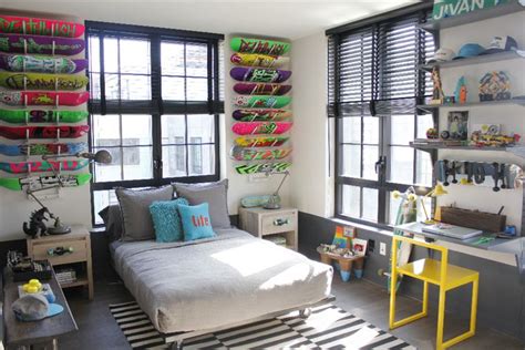 See more ideas about skateboard bedroom, skateboard room, boy room. Skate Obsessed | EyeSwoon | Room, Kids room interior ...
