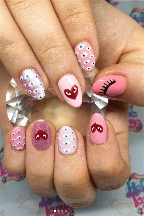 Comme Des Garçons Manicures Make For The Most Sartorial Nail Play In