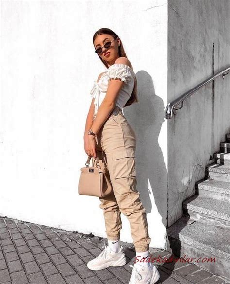 Cargo Pants Outfit Aesthetic Beige Cargo Pants Outfit Jogger Outfit