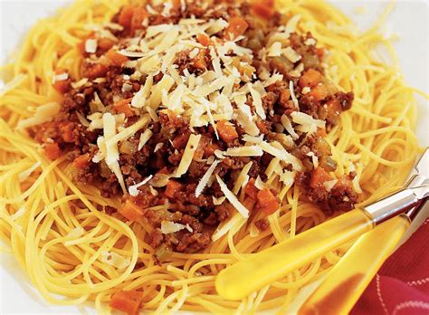 Echte Italiaanse Spaghetti Bolognese Recept Allerhande Albert Heijn