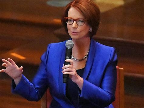 Julia Gillard In New York Times Hillary Clinton Sexism In Us Election Herald Sun