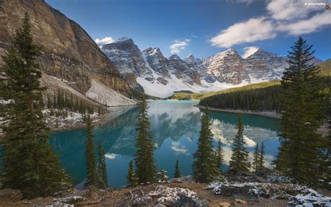 Clouds Lake Moraine Trees Province Of Alberta Viewes Banff