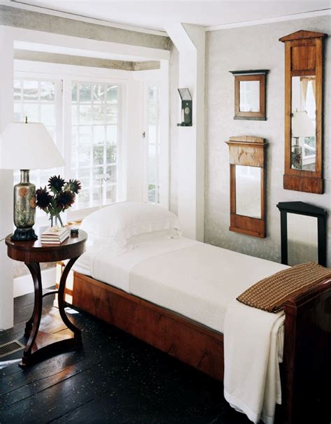 10 Small Guest Room Ideas That Are Larger Than Life Small Guest Rooms