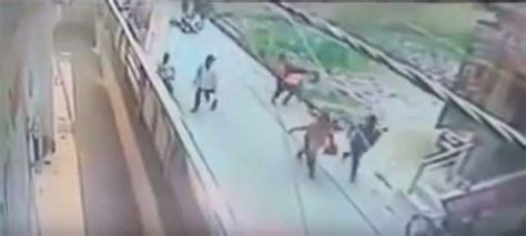 Indian Woman Stabbed More Than 20 Times In Broad Daylight Video Shows