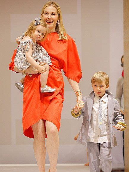 Kelly Rutherford Granted Sole Custody Of Her 2 Children