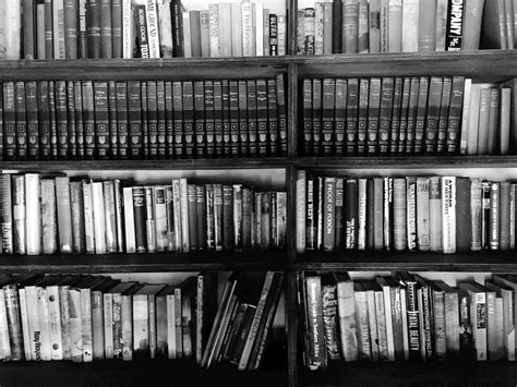 The Insider’s Guide to Data Archiving - Vinay Sail