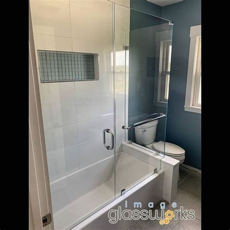 Ultra Clear Low Iron Frameless Shower Door With Notched Panel And