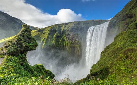 Download Green Mountain Iceland Waterfall Nature Skógafoss Hd Wallpaper
