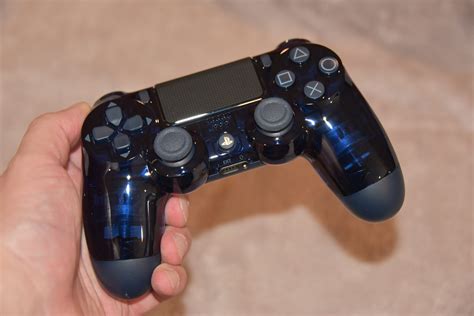 A Closer Look At The Ps4 Dualshock 4 500 Million Limited Edition