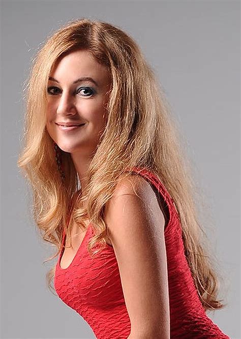 Y O Marina From Ivano Frankivsk Ukraine Green Eyes Brown Hair Id Goldenbride Net