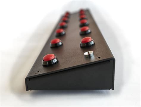 Logelloop Midi Footboard 13 Buttons By Logellou Pedal Board