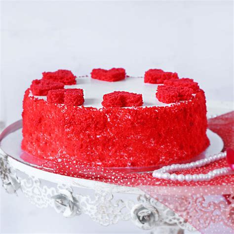 Half kg red velvet heart shape cake. Order Classic Red Velvet Cake Half Kg Online at Best Price ...