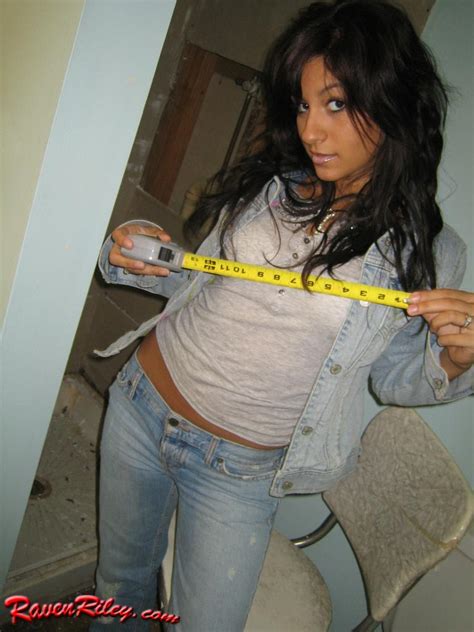 Raven Riley In Jeans Redbust