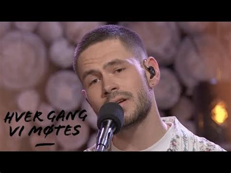 Syv kjente norske musikere samles for å synge hverandres sanger. Chris Holsten - Ein farfar i livet (Hver gang vi møtes ...
