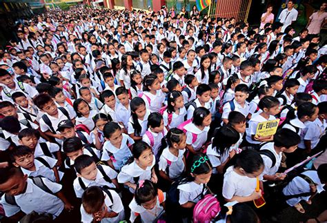 27 M Students Return To School