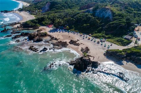 Conheça as oito praias oficiais de nudismo no Brasil Encontre Tudo