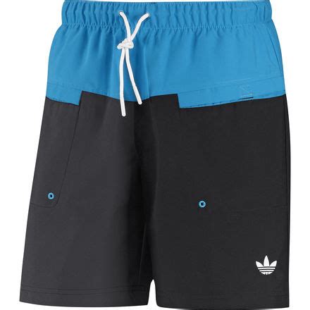 Selezione delle preferenze relative ai cookie. Costumi da bagno Adidas moda mare uomo