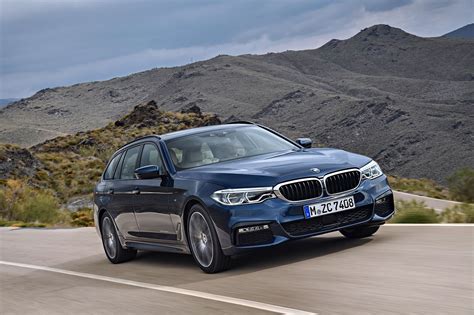 Bmw 5 series 520d sport line auto. New BMW 5-series Touring: the Fifth Estate is here by CAR ...