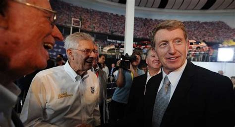 Dry well laid out with the display of cars and memorabilia. Family powers Bill Elliott into NASCAR Hall | Official ...