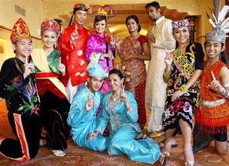 Pakaian Tradisional Rakyat Malaysia Karangan Folio Tarian Dan Alat