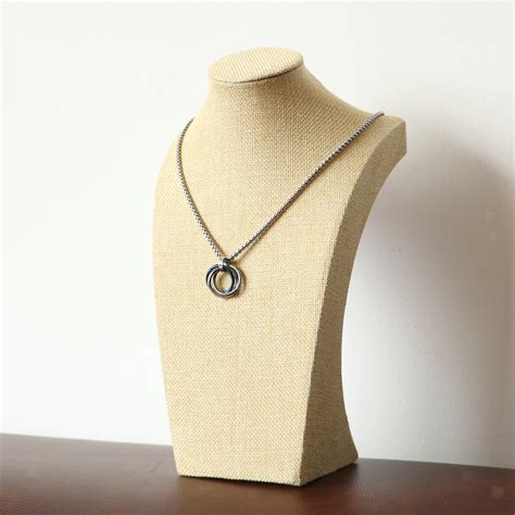 Simple Necklace Display Bust Stand Mannequin Jewelry Display Holder