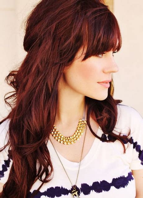 The red hair is showy and super chic for women. Red medium length hairstyles