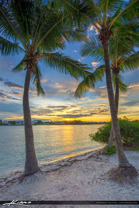 Sunset Over Tequesta Florida Along The Waterway Jupiter Island Royal