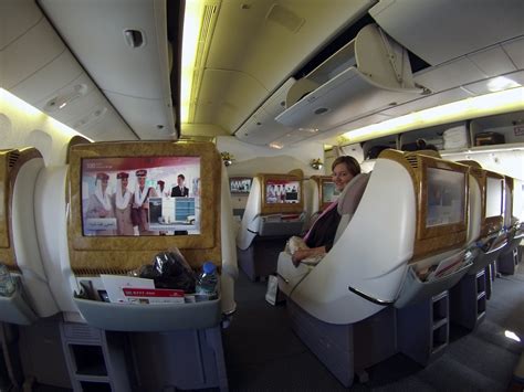 Link emirates boeing b777 300er three class. Boeing 777 300 Business Class Seats Emirates