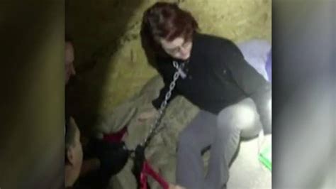 Cops Save Woman Chained In Metal Container By Serial Killer Latest
