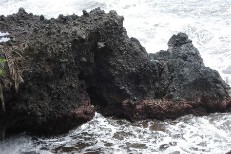 Rocks Of Hawaii — Earthhome