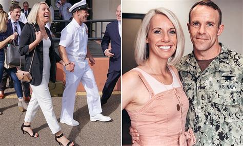 Navy Seal Eddie Gallaghers Wife Stood By His Side Through Farce