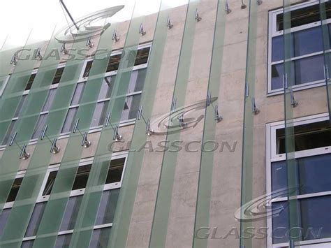 Building Facade And Fixed Vertical Glass Louvers Glasscon