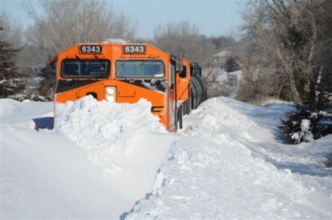 Snow Blower Train 27 Pics