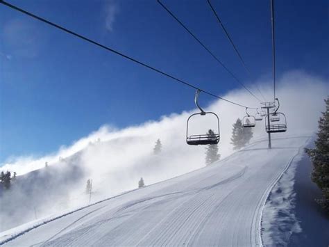 Check Out These World Famous Ski Resorts Near Salt Lake City Ski