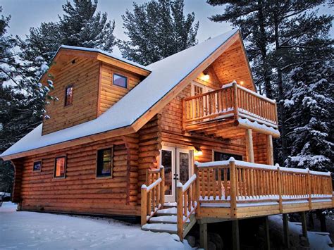 Customized Pine Wooden Log Cabin Modular Wood House With Integrated Rooms