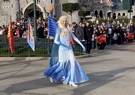 A Frozen Celebration Comes To Disneyland Paris