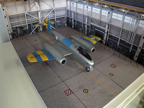 Noys Miniatures 3226 Modern Fighter Hangar Set Large Scale Planes