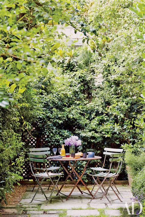 A vegetable or flower garden is a common yard staple, especially if you add an interesting element like a pergola, arbor, walkway or fence. 38 Beautifully Landscaped Home Gardens Photos ...