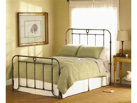 Solid Wrought Iron Beds Luxury Iron Beds And Solid Iron Bed Frames