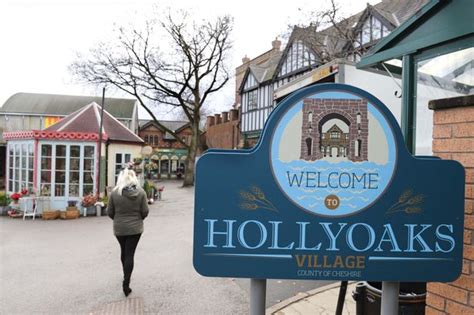Hollyoaks Cast Get Ready To Celebrate 20th Anniversary Liverpool Echo