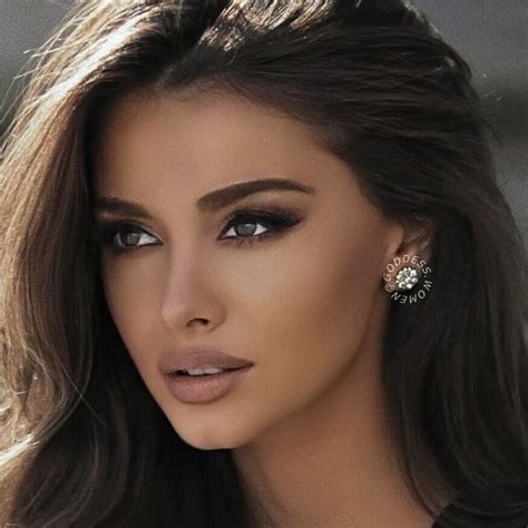 Most Beautiful Faces Gorgeous Women Beautiful Pictures Glam Makeup