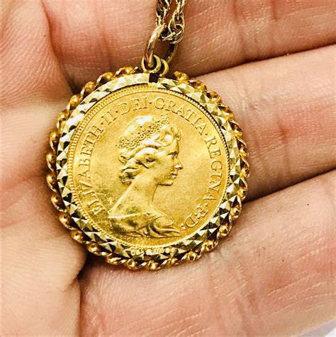 Queen Elizabeth Ii Ct Gold Sovereign Necklace Reserved