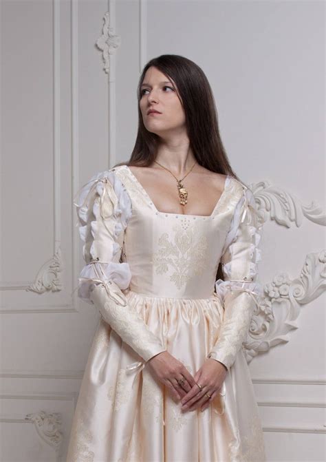 Renaissance Wedding Dress Ivory 15th Century Italian Gown Etsy