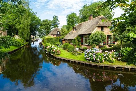 Found On Bing From Giethoorn Beautiful Villages